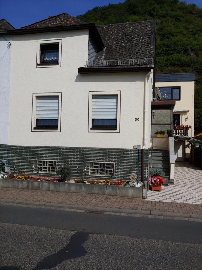Gaestehaus Rheinburgenblick Kestert Extérieur photo